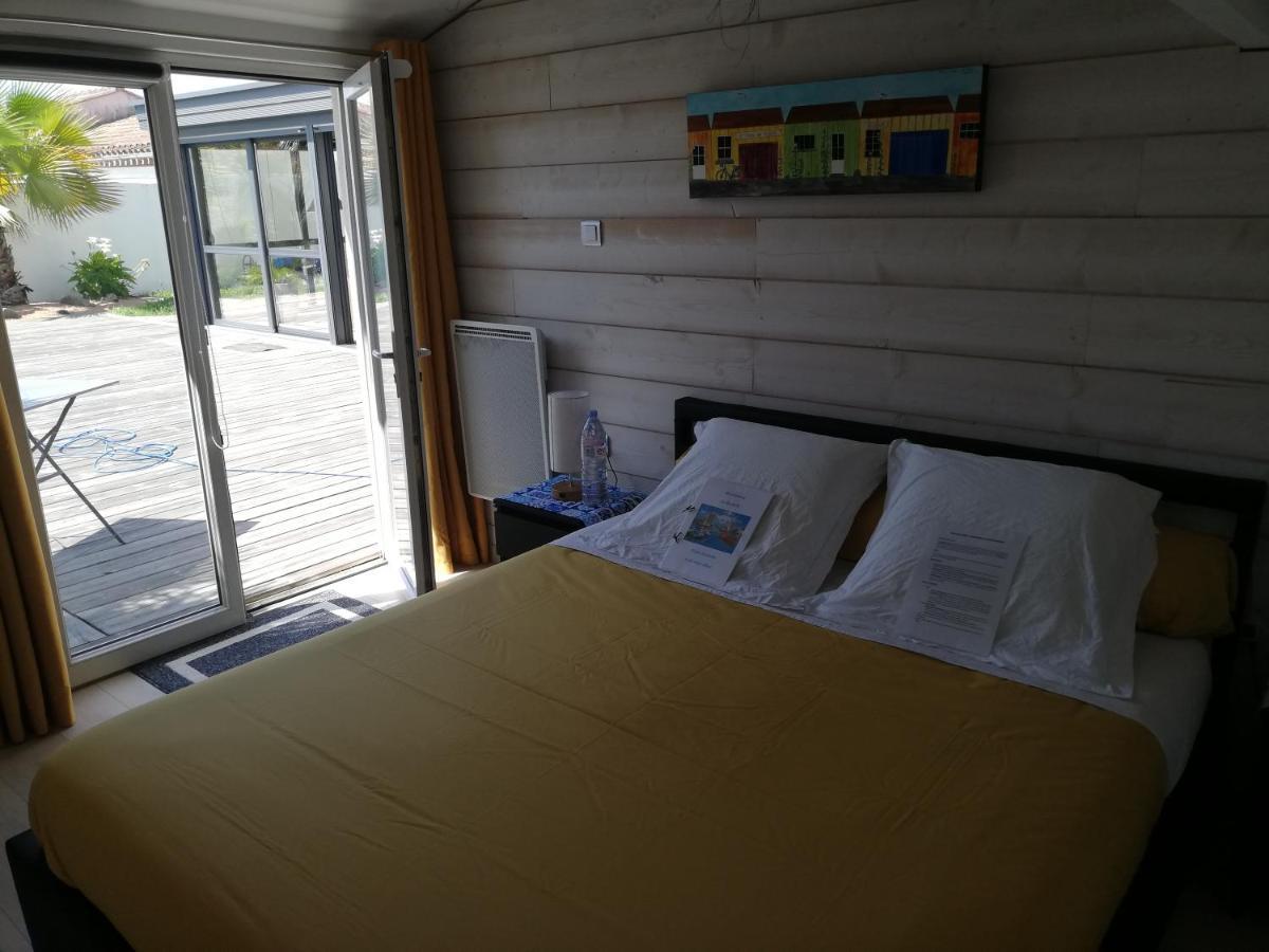 Studio Independant Chez L'Habitant Avec Piscine Et Cuisine Exterieures La Rochelle  Exterior foto